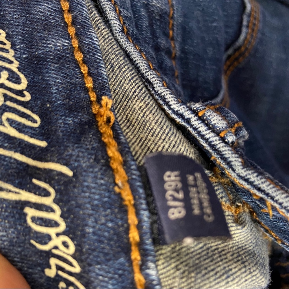 Universal Thread High Rise Jeans - Picture 5 of 6